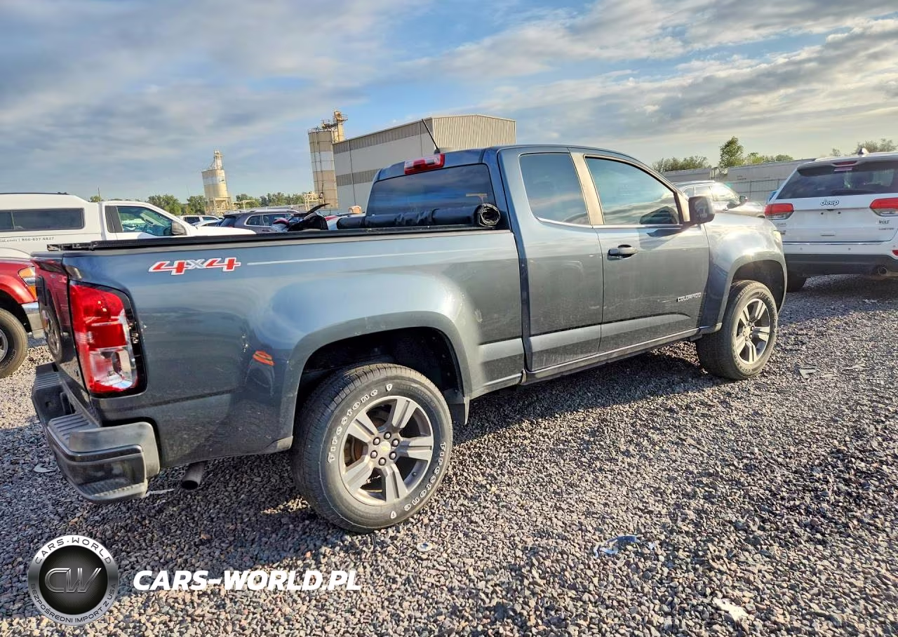 2015 Chevrolet Colorado Work Truck VIN:1GCHTBEA1F1162181 - 3