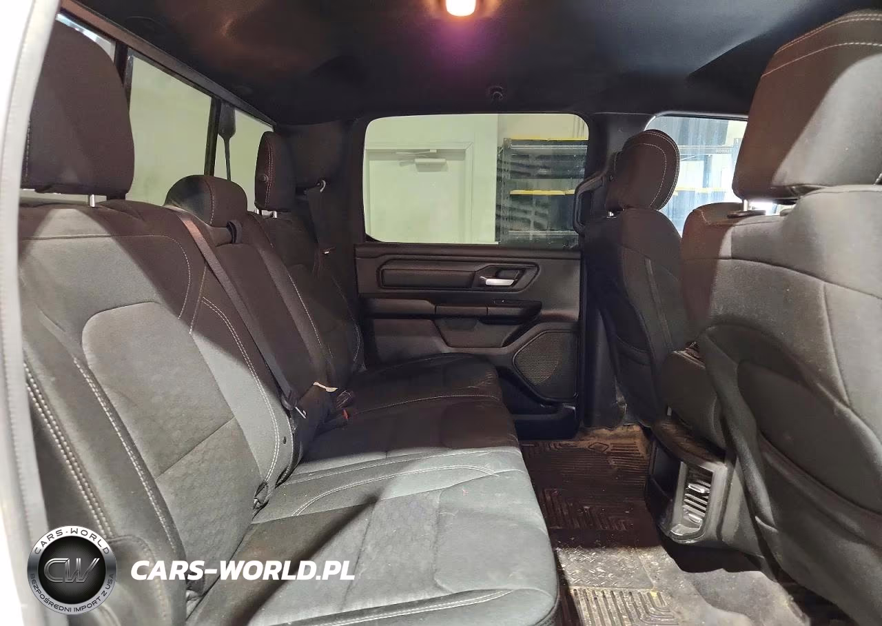 2025 Ram 1500 Tradesman VIN:1C6RRFGG7SN587295 - 10