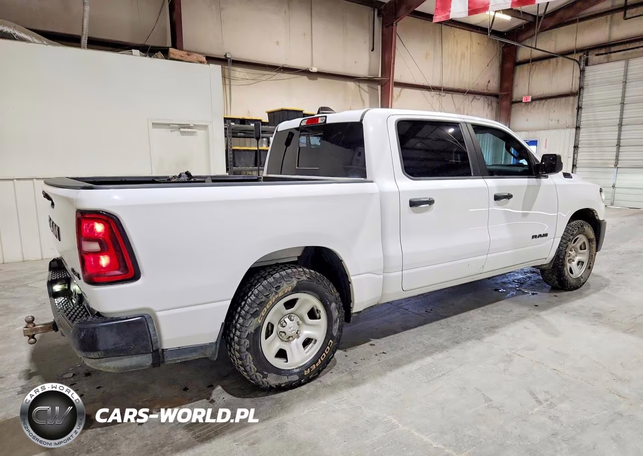 2025 Ram 1500 Tradesman VIN:1C6RRFGG7SN587295 - 3