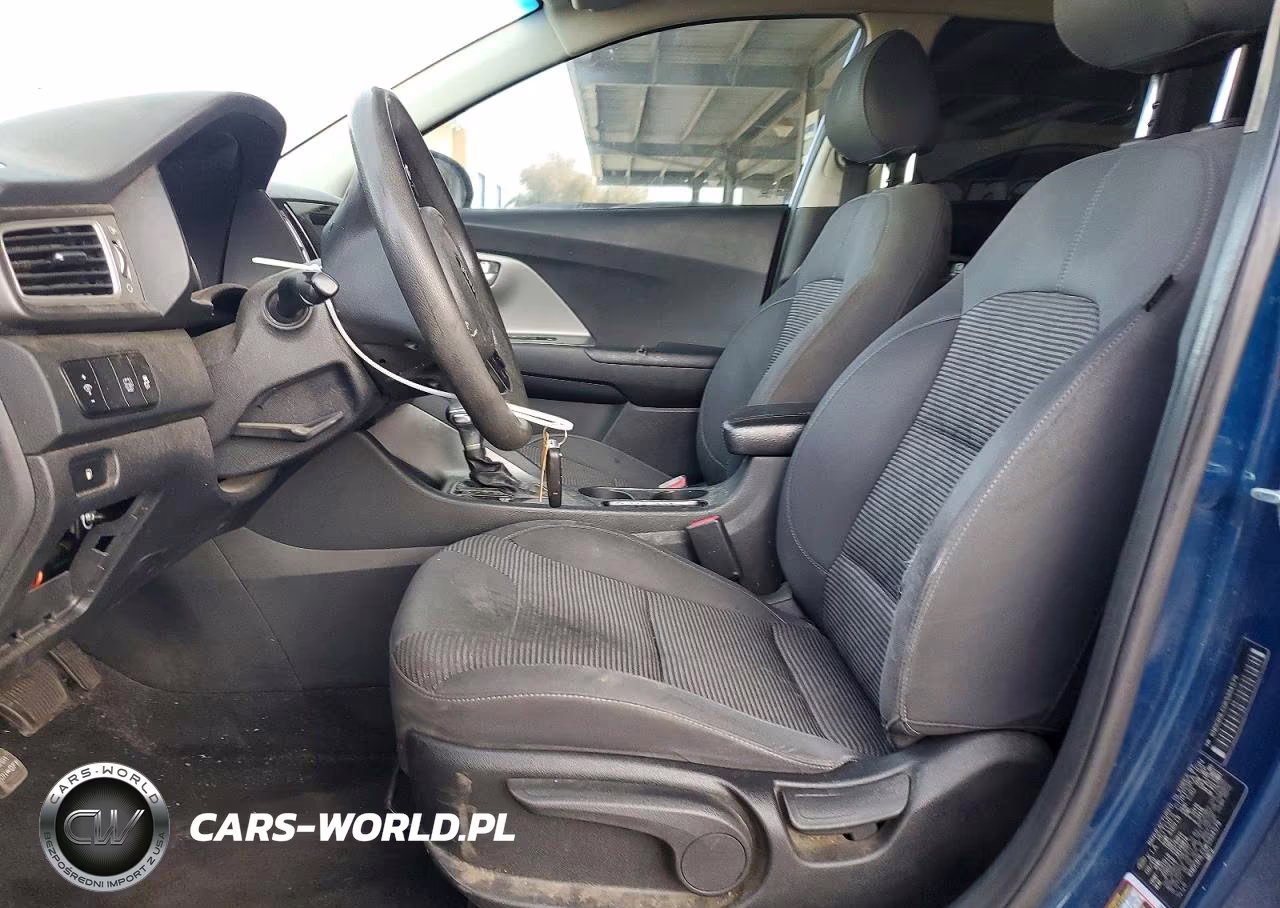 2019 Kia Niro Lx VIN:KNDCB3LC0K5334579 - 7