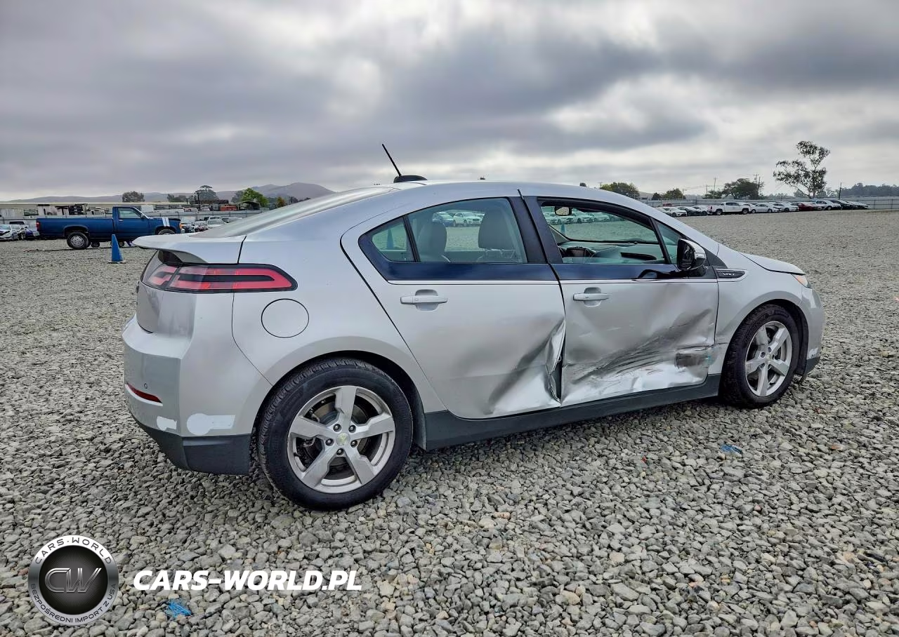2015 Chevrolet Volt VIN:1G1RD6E40FU138853 - 3