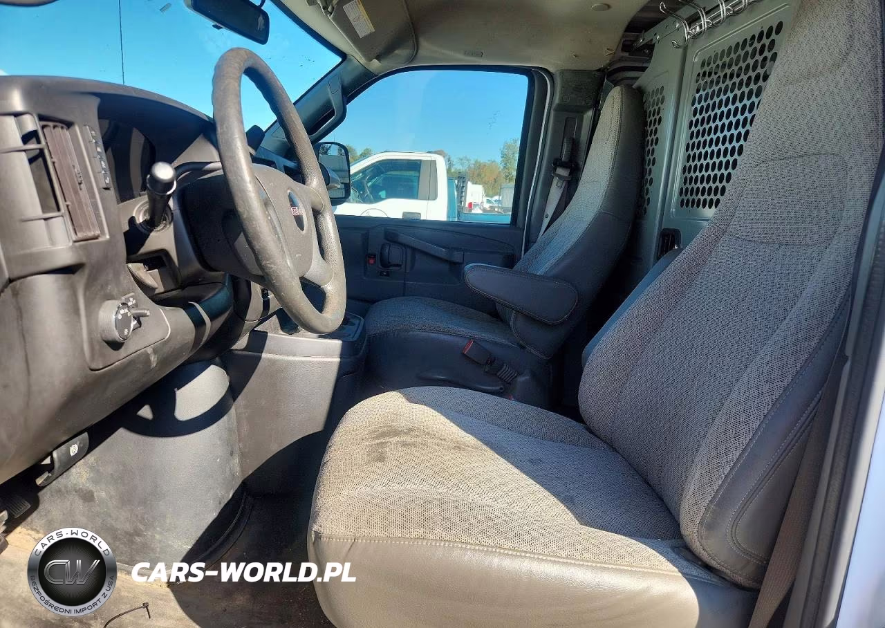 2018 GMC Savana G2500 VIN:1GTW7AFP5J1325576 - 7