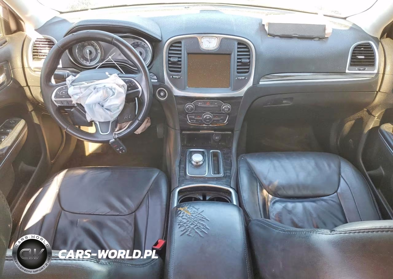 2015 Chrysler 300 Limited VIN:2C3CCAAGXFH930695 - 8