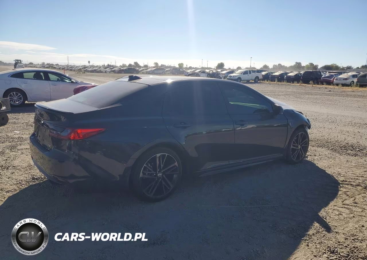 2025 Toyota Camry Xse VIN:4T1DAACK9SU524191 - 3