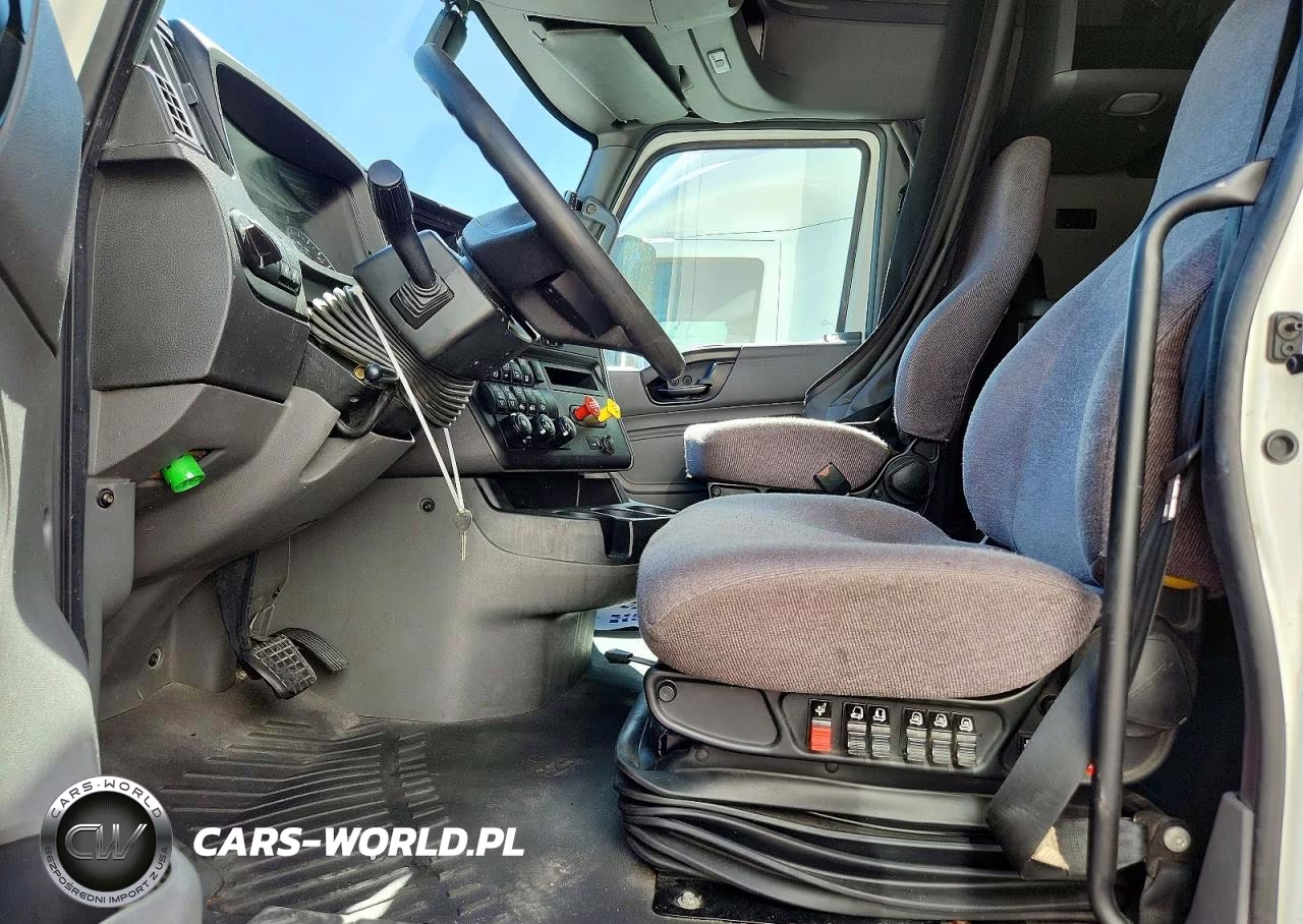 2022 International Lt625 - Semi Truck VIN:3HSDZAPR9NN583272 - 7