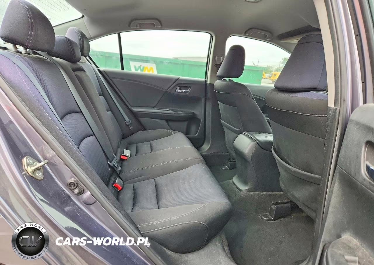 2015 Honda Accord Sport VIN:1HGCR2F53FA271124 - 10