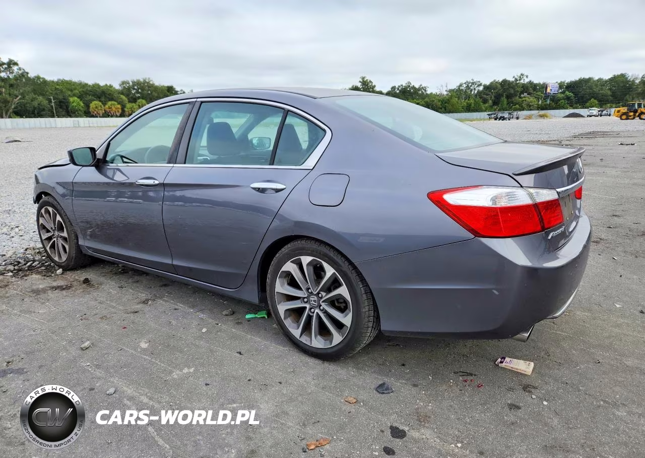 2015 Honda Accord Sport VIN:1HGCR2F53FA271124 - 2