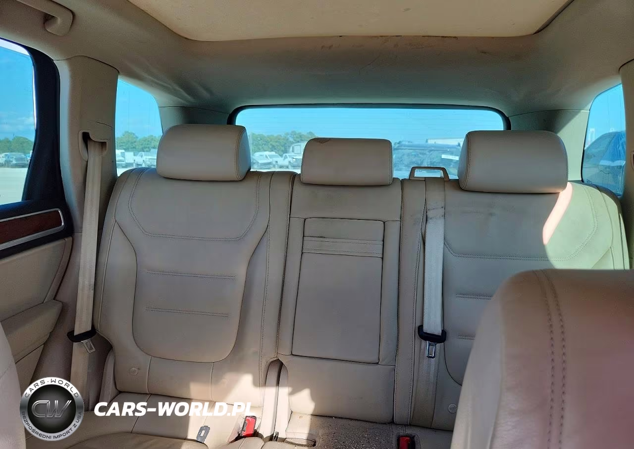 2011 Volkswagen Touareg V6 Tdi VIN:WVGFK9BP8BD005019 - 10
