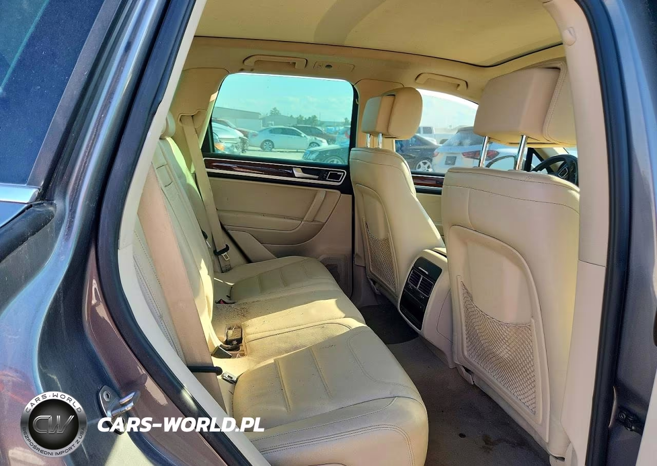 2011 Volkswagen Touareg V6 Tdi VIN:WVGFK9BP8BD005019 - 11