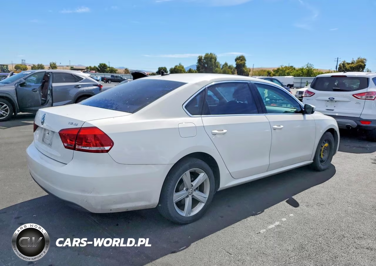 2015 Volkswagen Passat Se VIN:1VWBT7A35FC063603 - 3