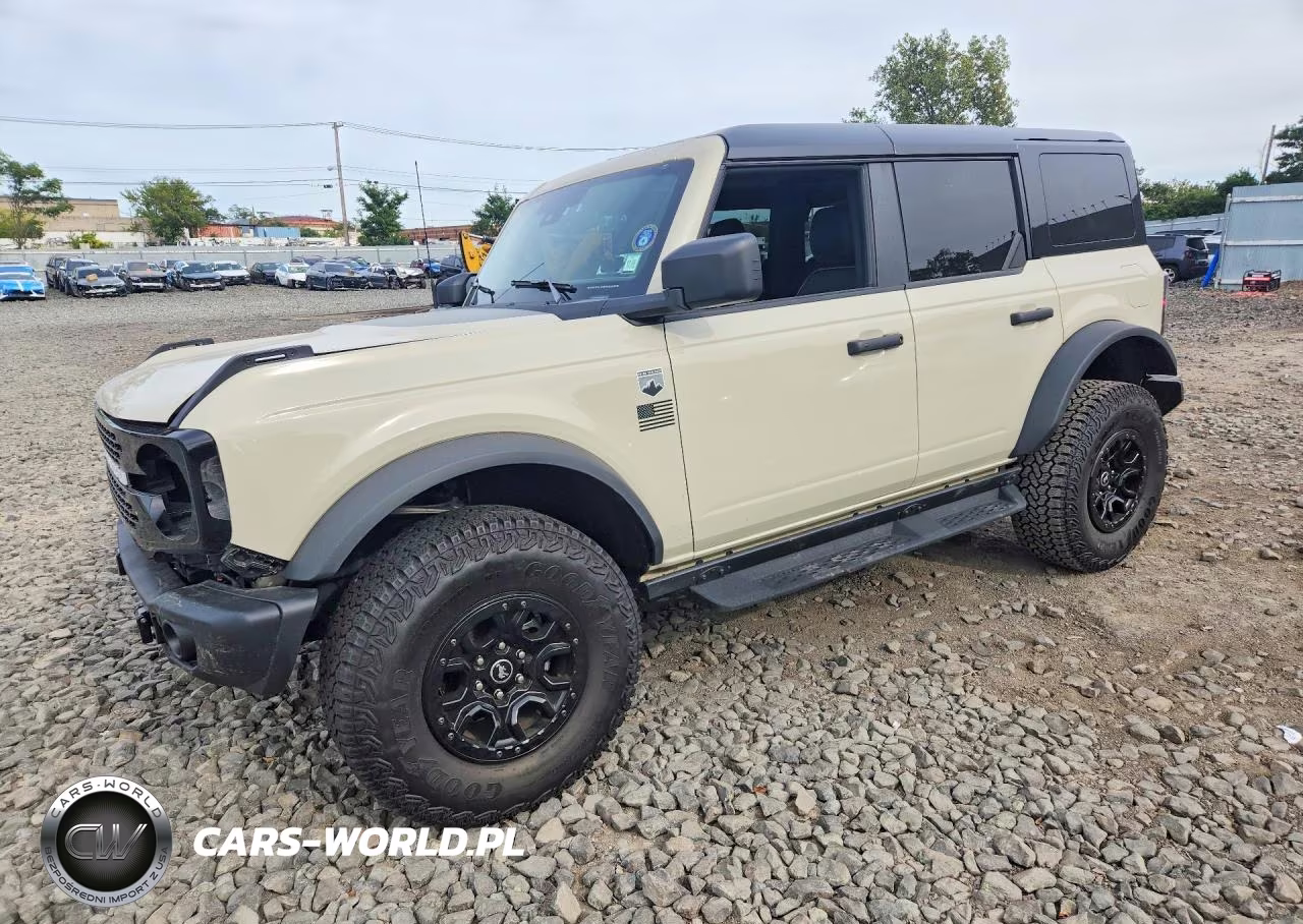 2025 Ford Bronco Big Bend VIN:1FMEE7BH2SLB15831 - 1