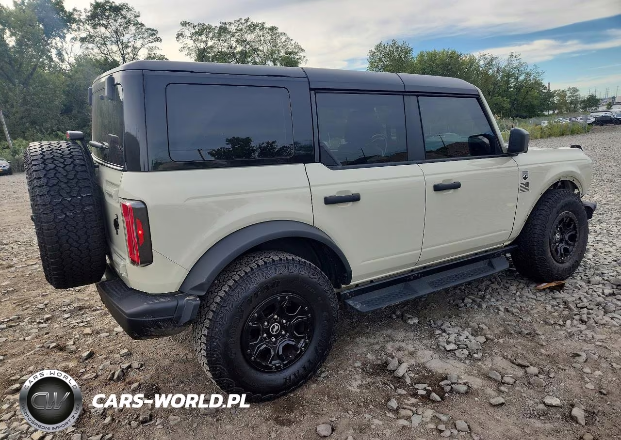 2025 Ford Bronco Big Bend VIN:1FMEE7BH2SLB15831 - 3
