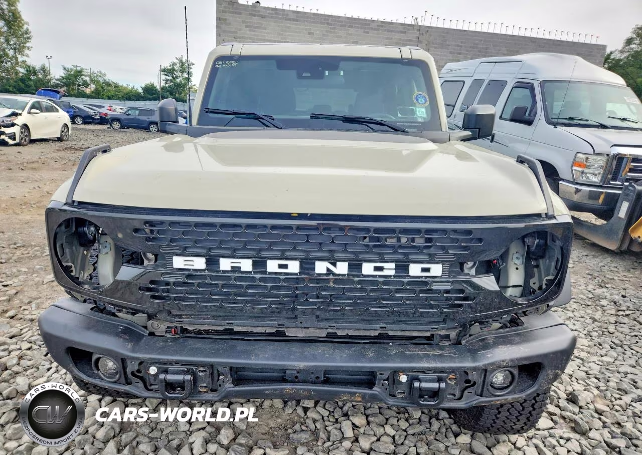 2025 Ford Bronco Big Bend VIN:1FMEE7BH2SLB15831 - 5