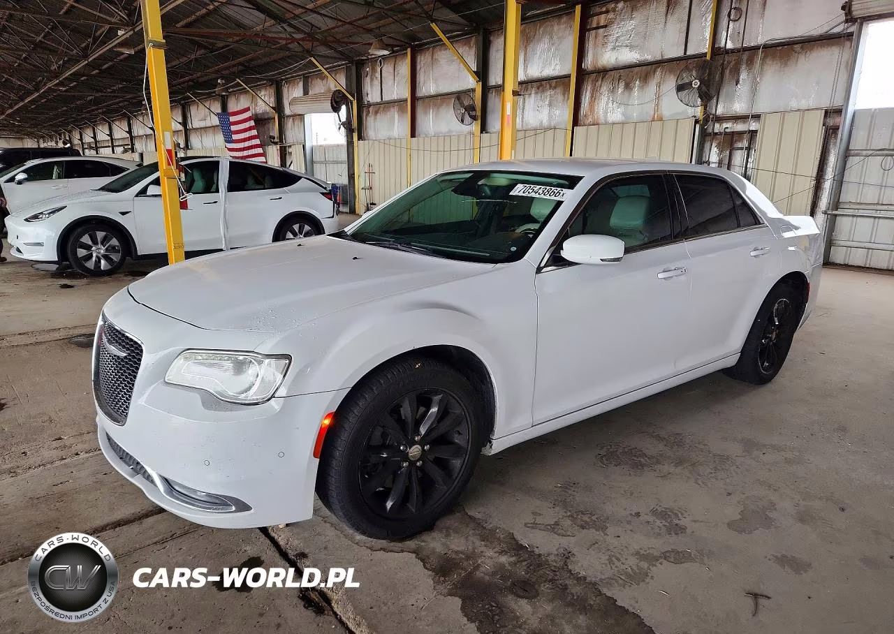 2015 CHRYSLER 300 LIMITED