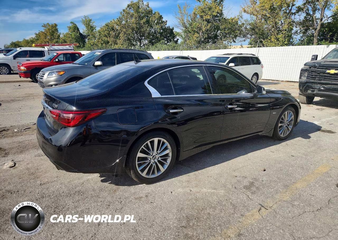 2018 Infiniti Q50 3.0T Luxe VIN:JN1EV7AR5JM610440 - 3