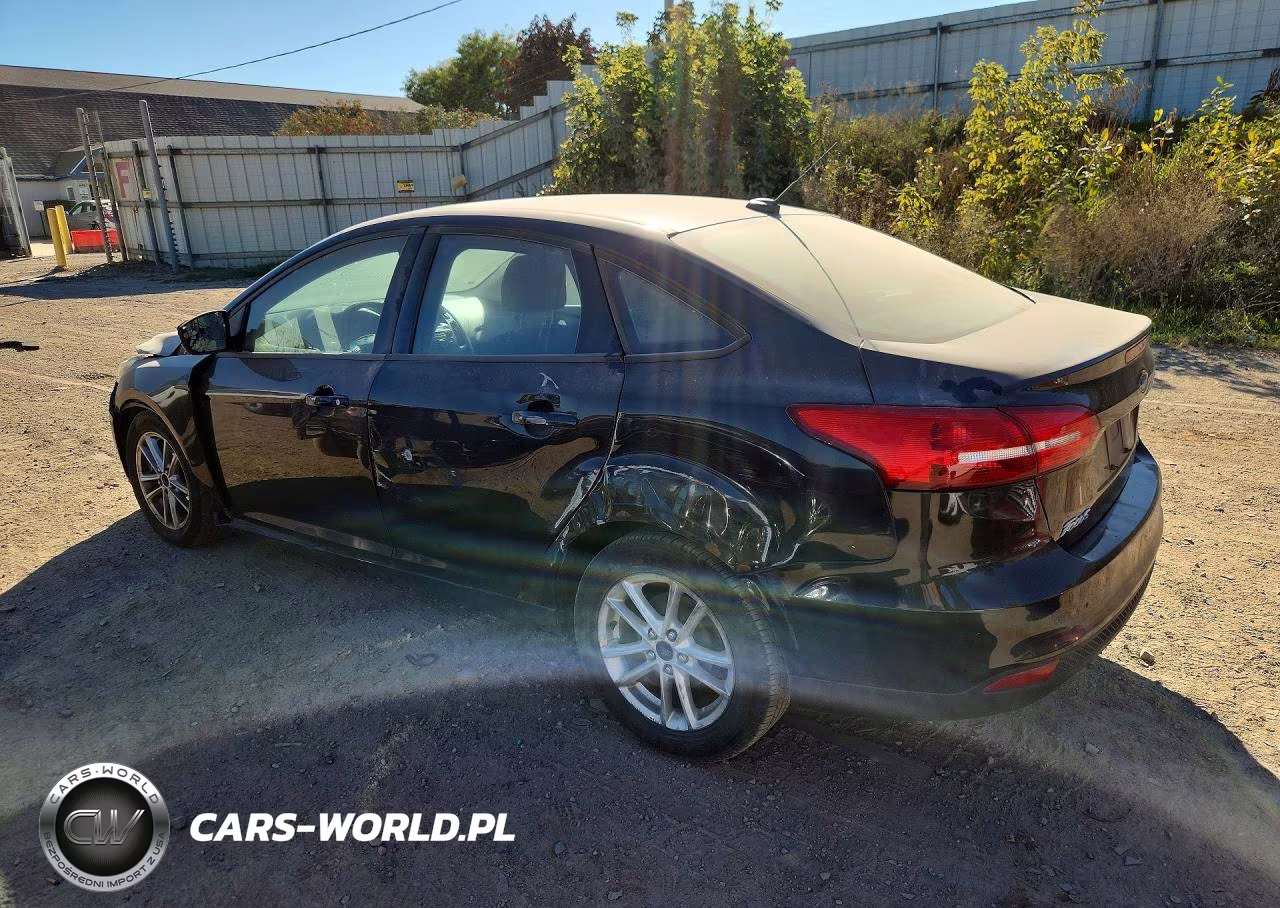 2015 Ford Focus Se VIN:1FADP3F26FL293309 - 2