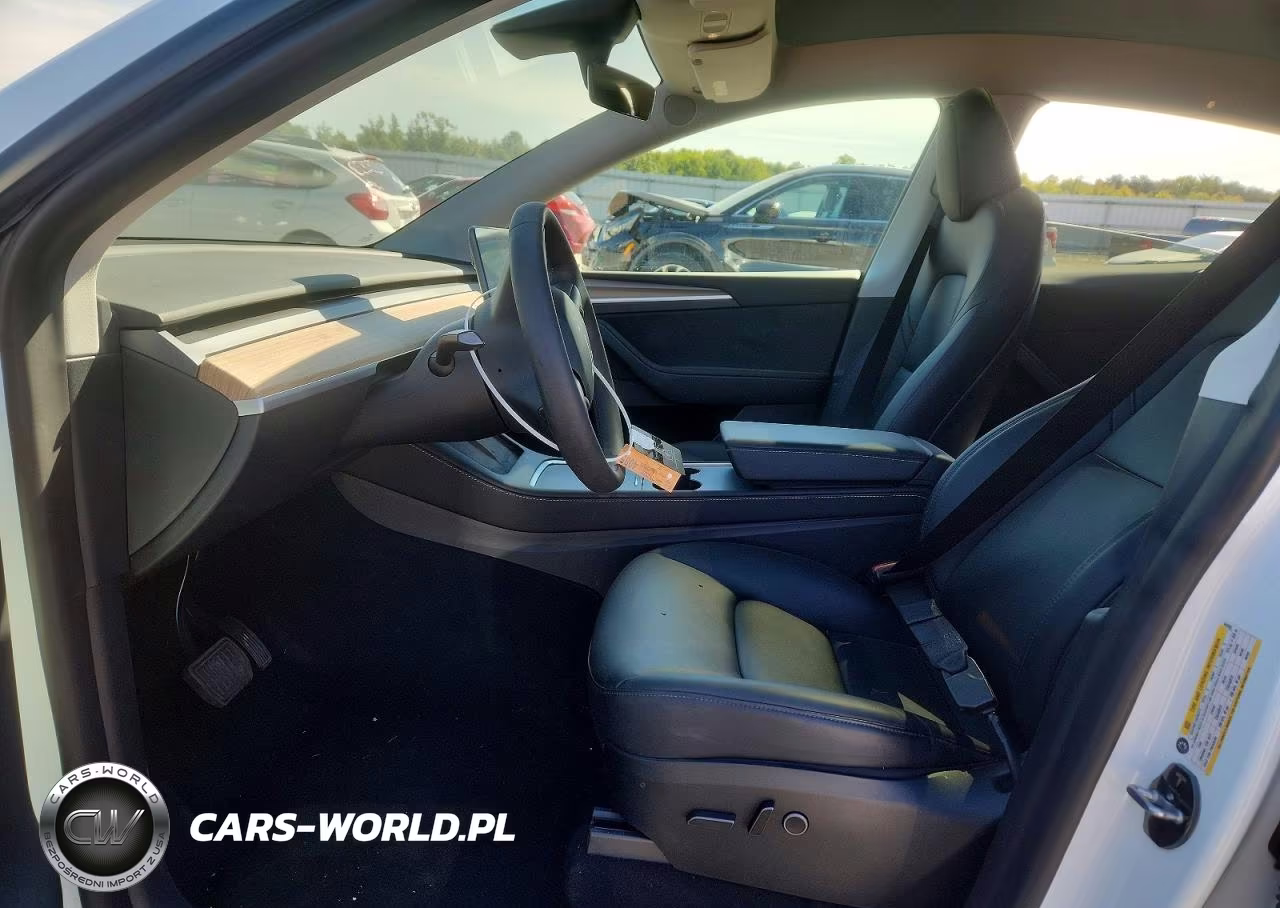 2023 Tesla Model Y VIN:7SAYGDEE6PA045966 - 7
