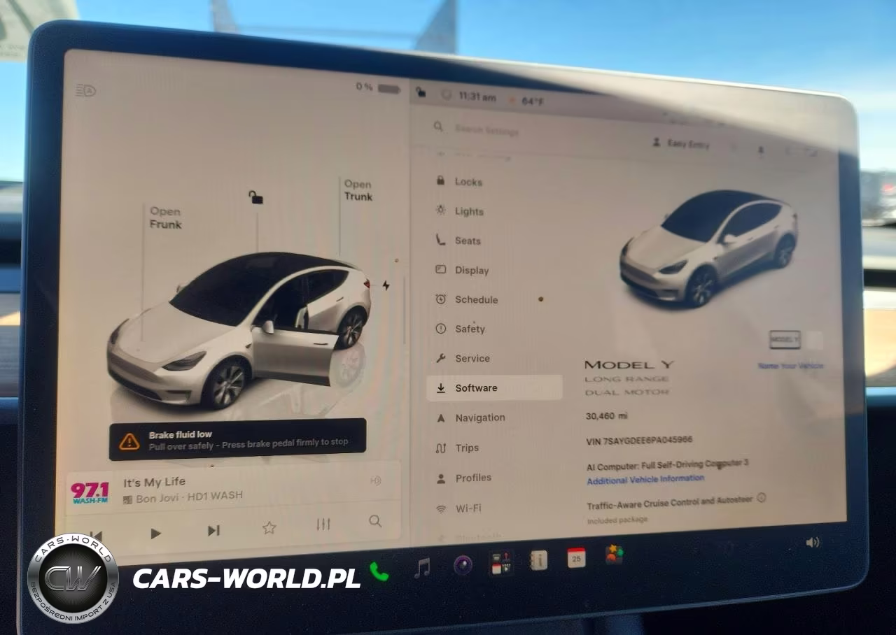 2023 Tesla Model Y VIN:7SAYGDEE6PA045966 - 9