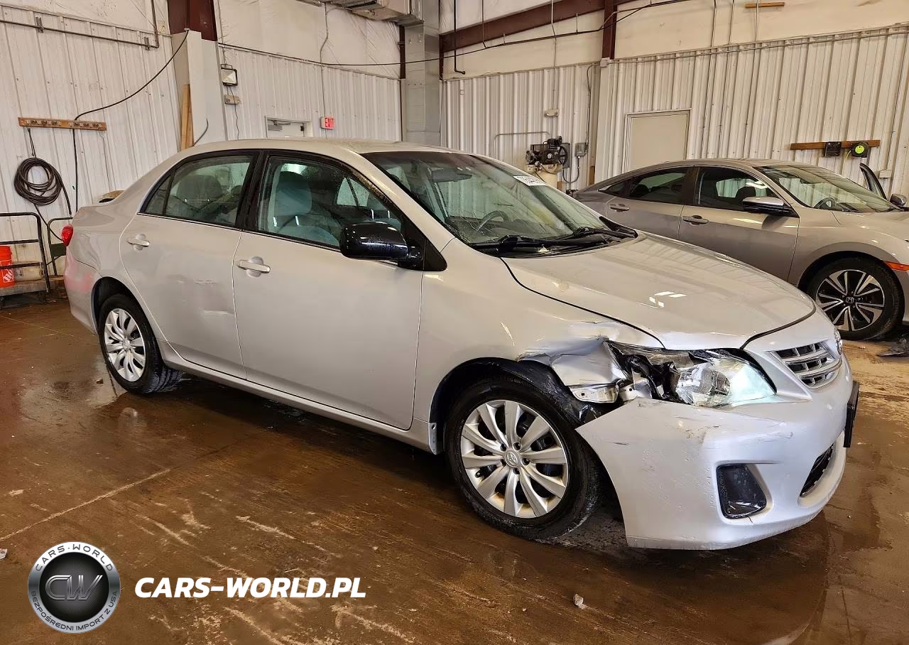 2013 Toyota Corolla Le VIN:2T1BU4EE3DC064912 - 4