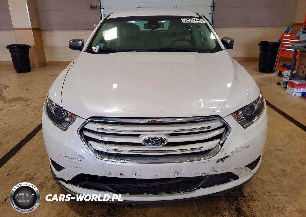 2018 Ford Taurus Limited VIN:1FAHP2F83JG110160 - 5