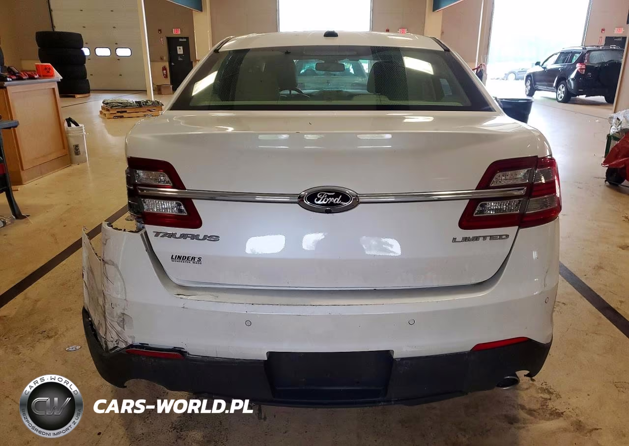 2018 Ford Taurus Limited VIN:1FAHP2F83JG110160 - 6
