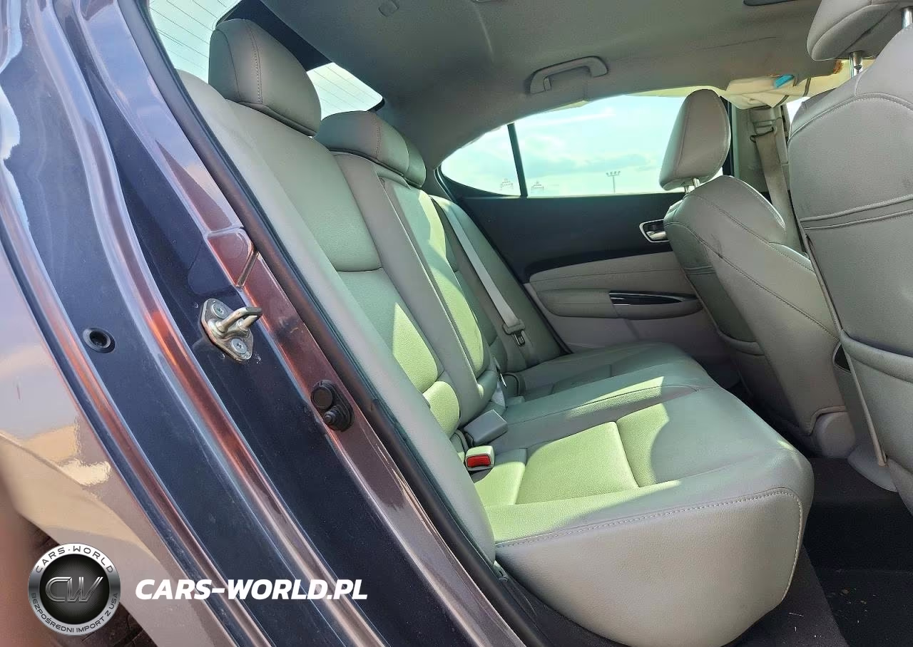 2018 Acura Tlx VIN:19UUB1F36JA001752 - 10