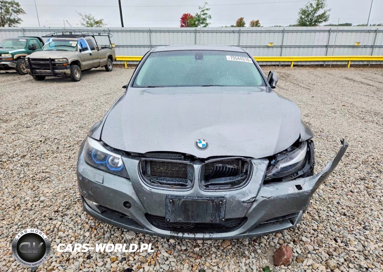 2011 BMW 328 Xi VIN:WBAPK7C51BA821174 - 5