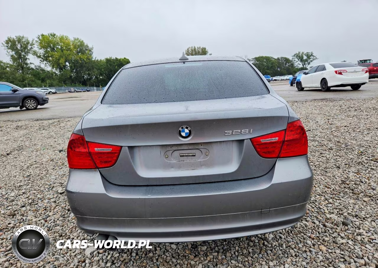 2011 BMW 328 Xi VIN:WBAPK7C51BA821174 - 6