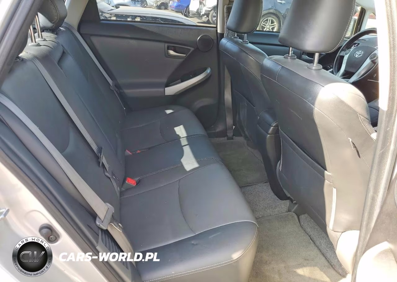 2012 Toyota Prius Four VIN:JTDKN3DU5C5446287 - 10