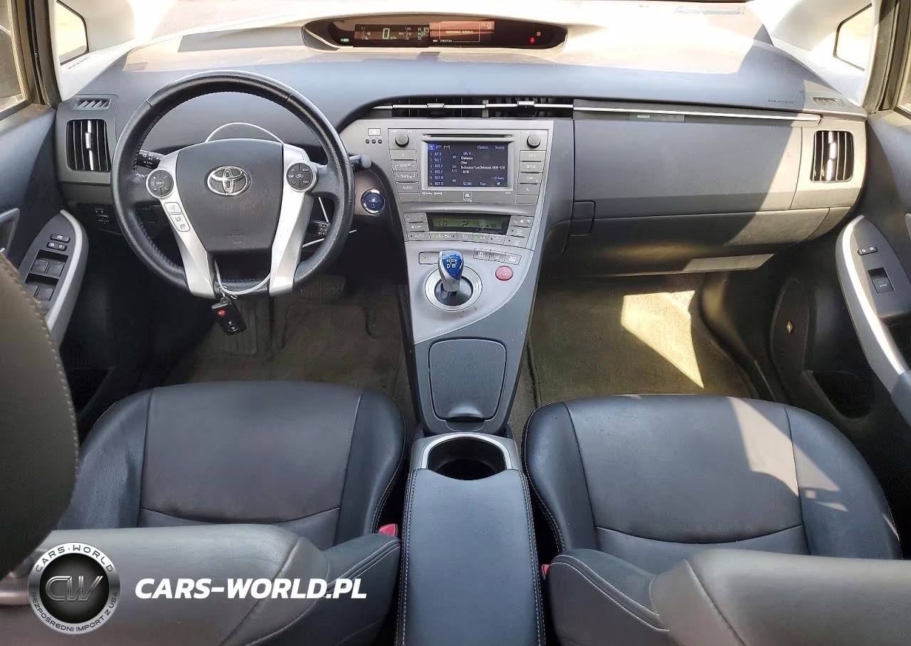 2012 Toyota Prius Four VIN:JTDKN3DU5C5446287 - 8