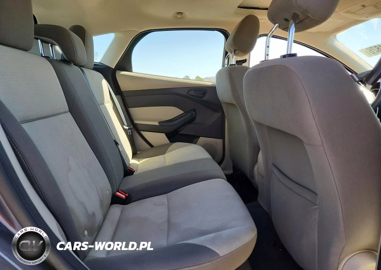 2012 Ford Focus Se VIN:1FAHP3K23CL155505 - 10