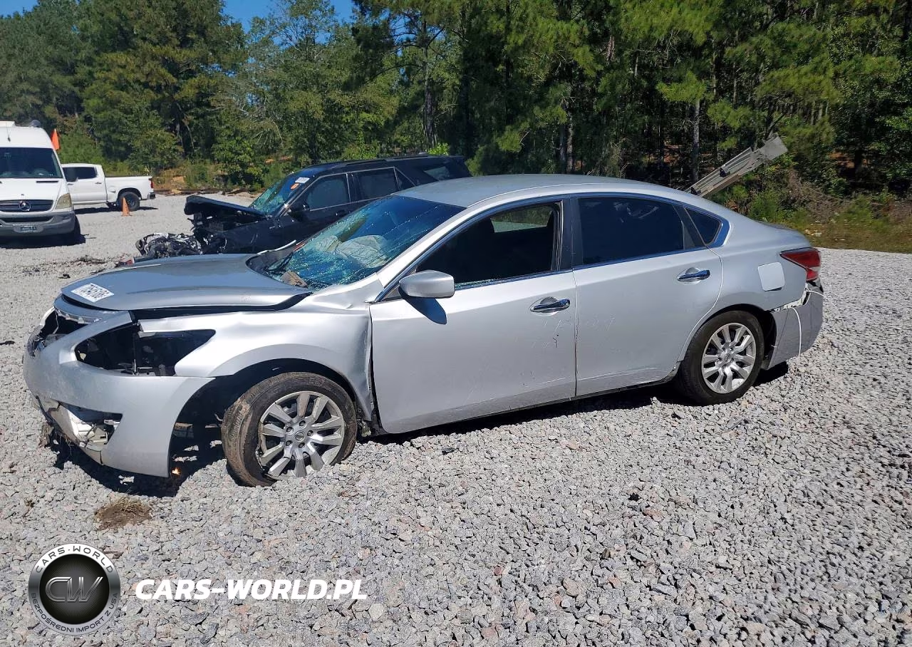 2014 Nissan Altima 2.5 S – zdjęcie 1 z 12
