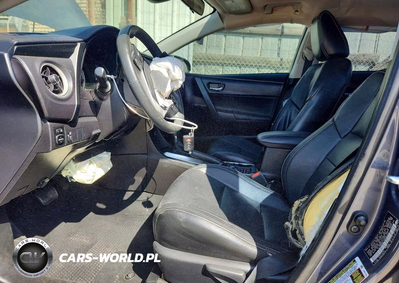 2017 Toyota Corolla Se VIN:5YFBURHE1HP584542 - 7