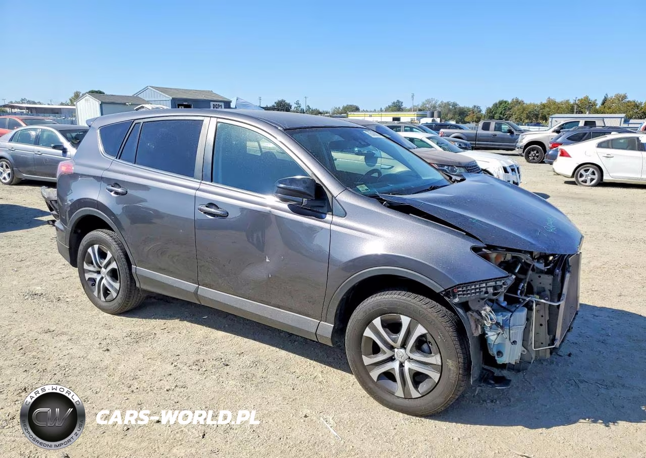2018 Toyota Rav4 Le VIN:2T3BFREV6JW698305 - 4