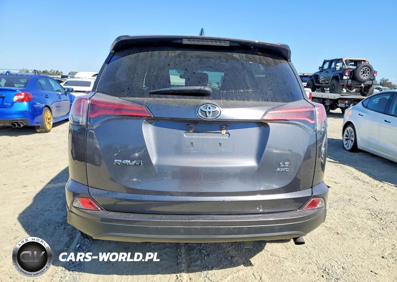 2018 Toyota Rav4 Le VIN:2T3BFREV6JW698305 - 6