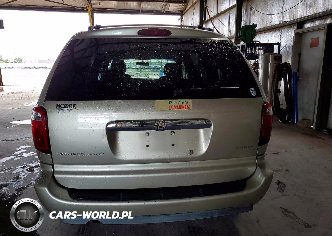 2005 Chrysler Town & Country Touring VIN:2C4GP54LX5R408160 - 6