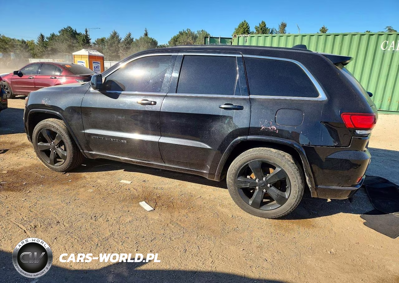 2015 Jeep Grand Cherokee Laredo VIN:1C4RJFAG2FC893377 - 2