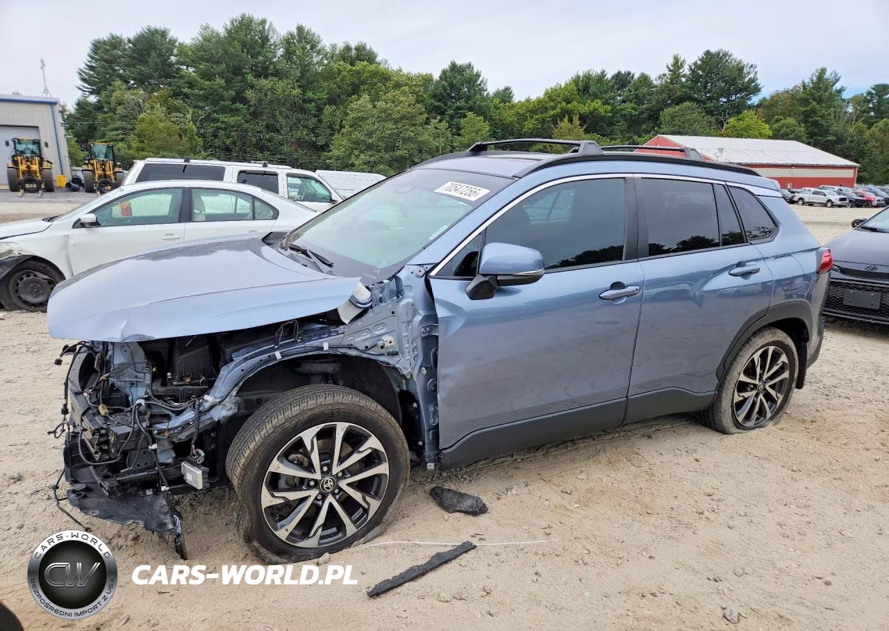 2024 Toyota Corolla Cross Xle VIN:7MUDAABGXRV080809 - 1