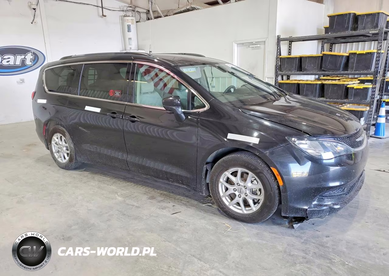 2021 Chrysler Voyager Lxi VIN:2C4RC1DG5MR570678 - 4