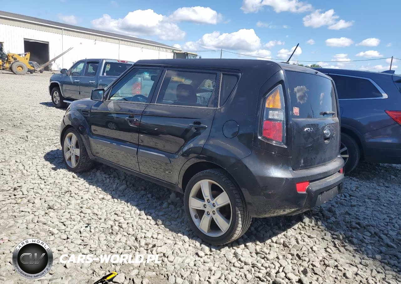 2011 Kia Soul + VIN:KNDJT2A27B7247047 - 2
