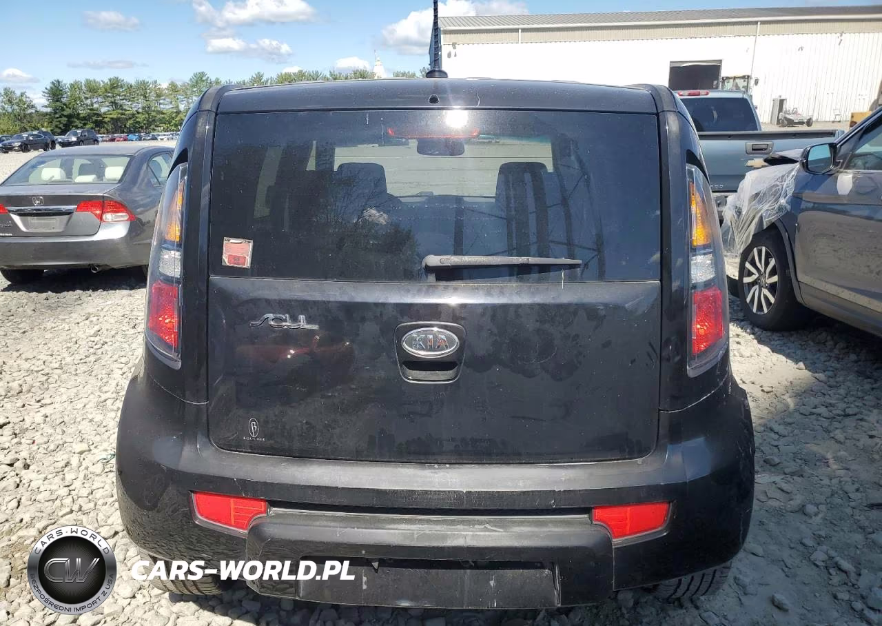 2011 Kia Soul + VIN:KNDJT2A27B7247047 - 6