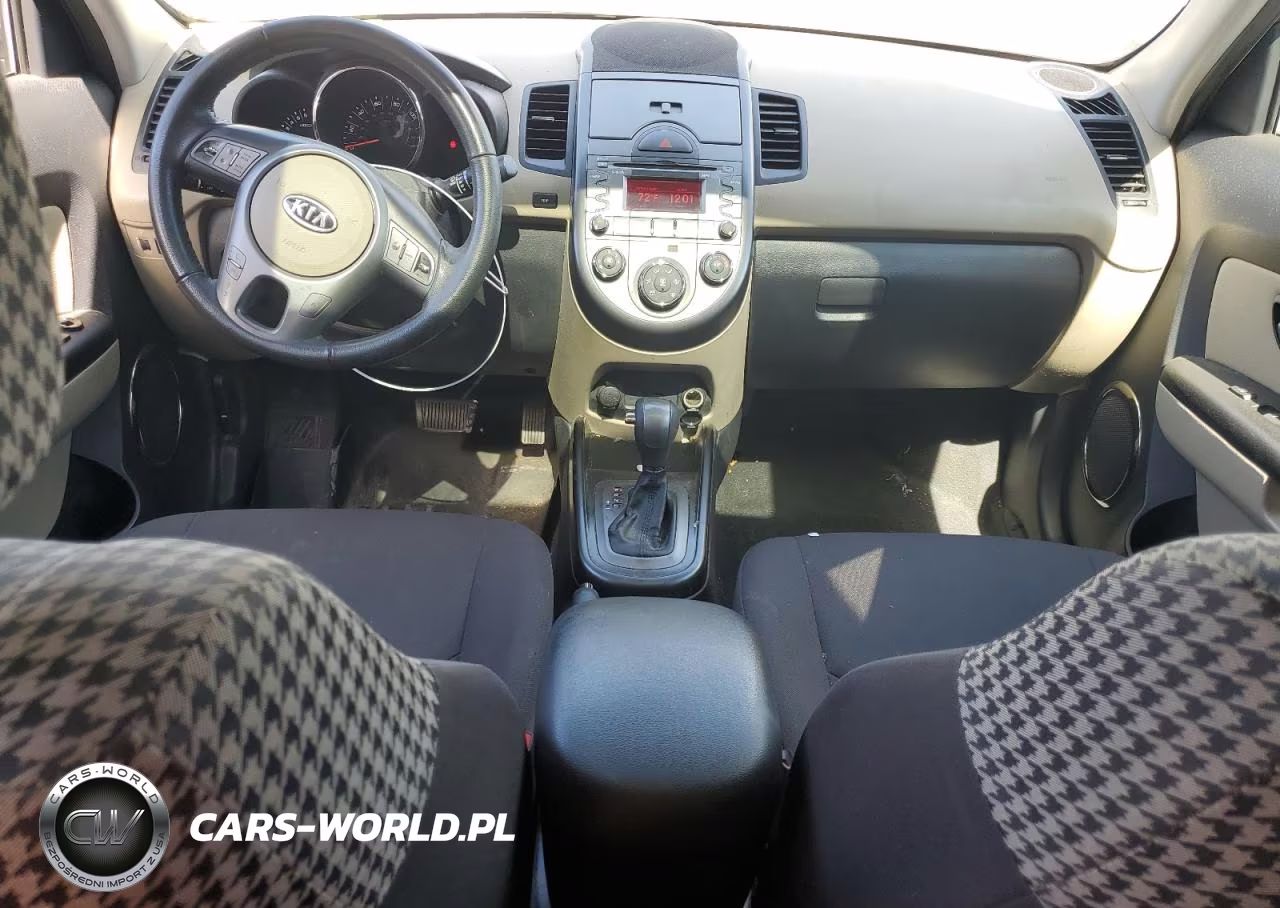 2011 Kia Soul + VIN:KNDJT2A27B7247047 - 8