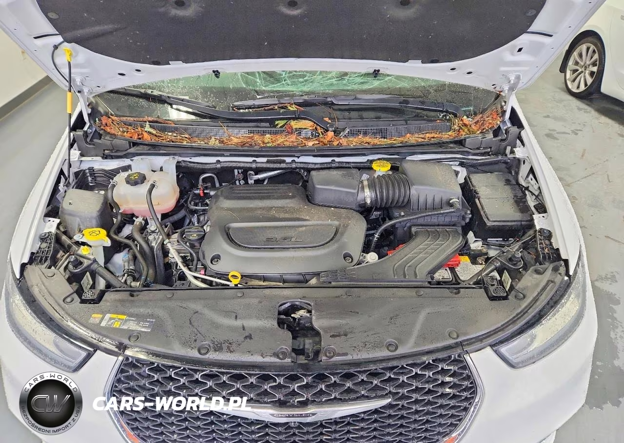 2026 Chrysler Pacifica Select VIN:2C4RC1BG5TR174882 - 12