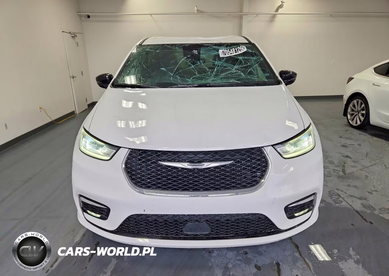2026 Chrysler Pacifica Select VIN:2C4RC1BG5TR174882 - 5