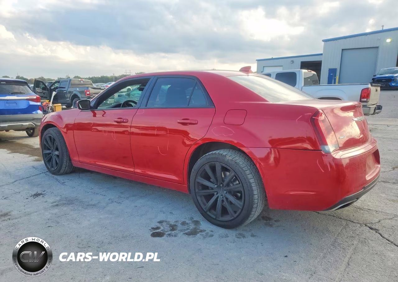 2017 Chrysler 300 S VIN:2C3CCAGG9HH637591 - 2