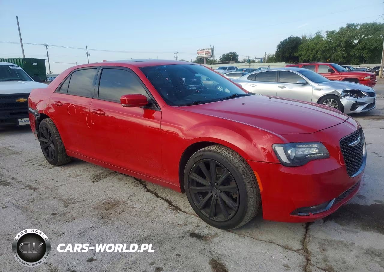 2017 Chrysler 300 S VIN:2C3CCAGG9HH637591 - 4