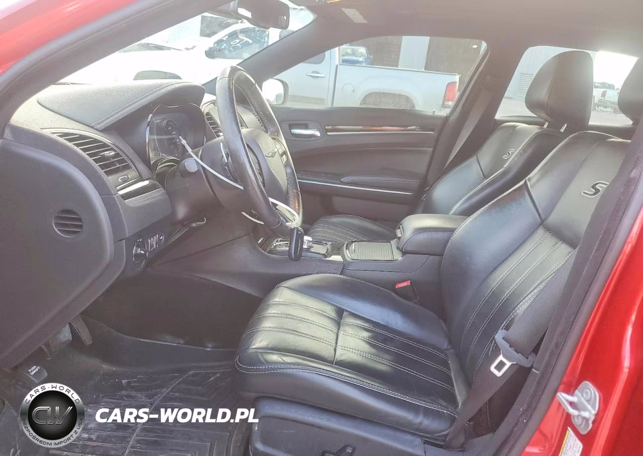 2017 Chrysler 300 S VIN:2C3CCAGG9HH637591 - 7