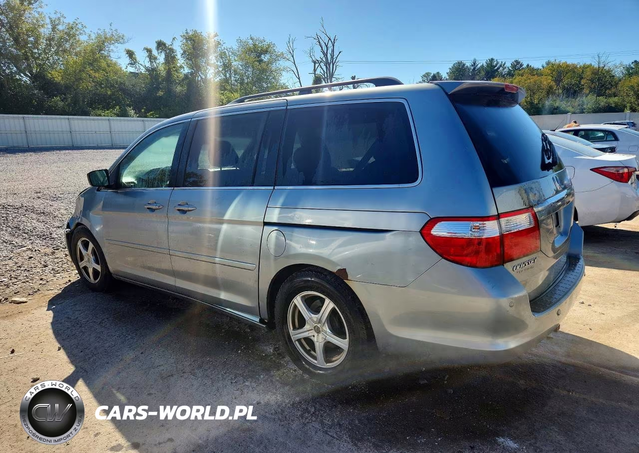 2007 Honda Odyssey Touring VIN:5FNRL38857B060863 - 2