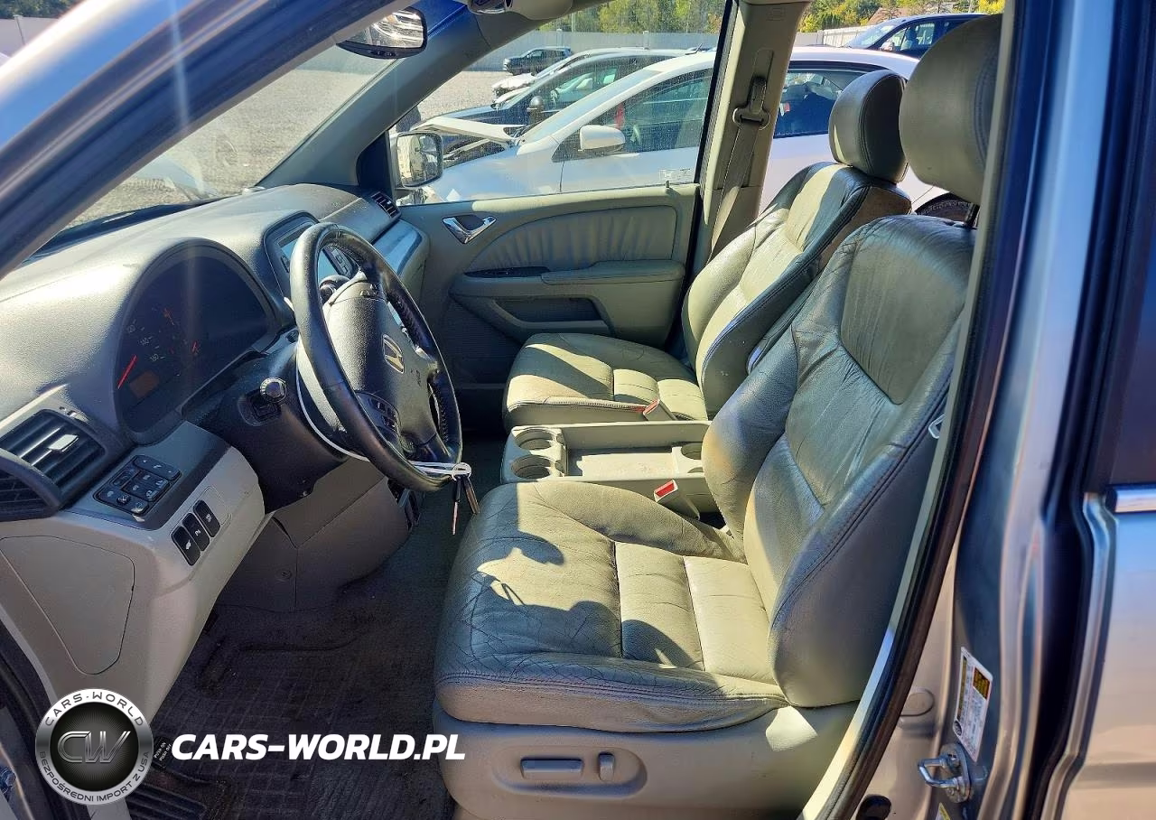2007 Honda Odyssey Touring VIN:5FNRL38857B060863 - 7