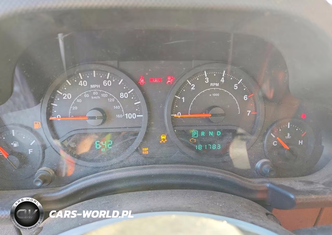 2007 Jeep Wrangler X VIN:1J4FA24107L153017 - 9